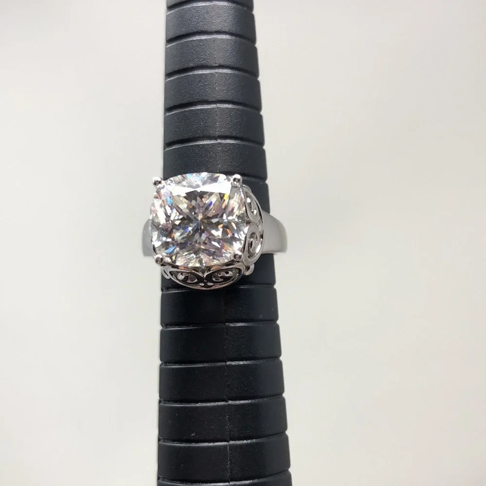 Moissanite Fire Ring Vintage Style Engagement Solitaire Platineve Size 6